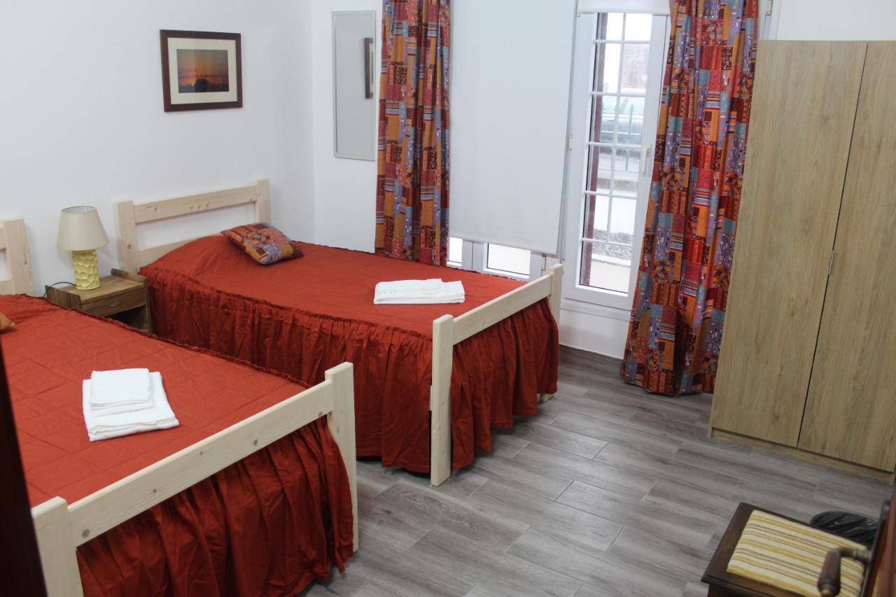 Vitorino De Nemesio Guesthouse Ponta Delgada  Ngoại thất bức ảnh