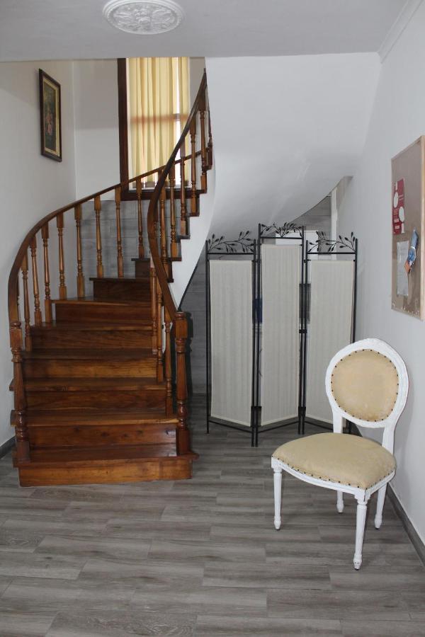 Vitorino De Nemesio Guesthouse Ponta Delgada  Ngoại thất bức ảnh
