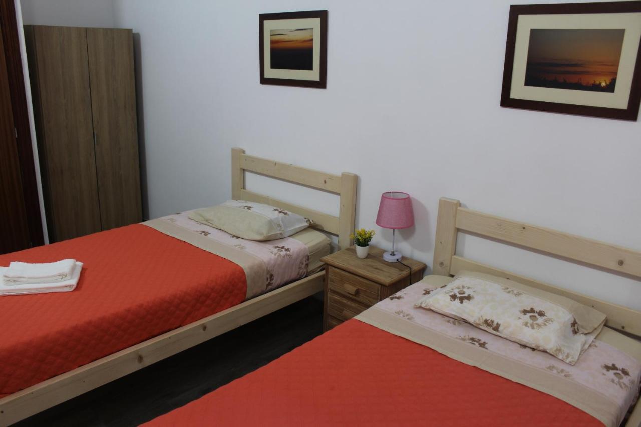 Vitorino De Nemesio Guesthouse Ponta Delgada  Ngoại thất bức ảnh